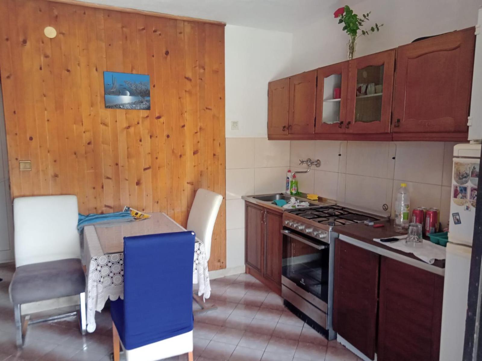Apartments Nikola Pucisca Esterno foto
